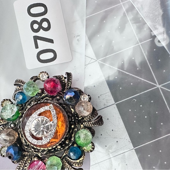 Women’s Brooch Bling Handmade Recycled Repurposed Artisan Vibrant Crystal 0780 P - Picture 7 of 7